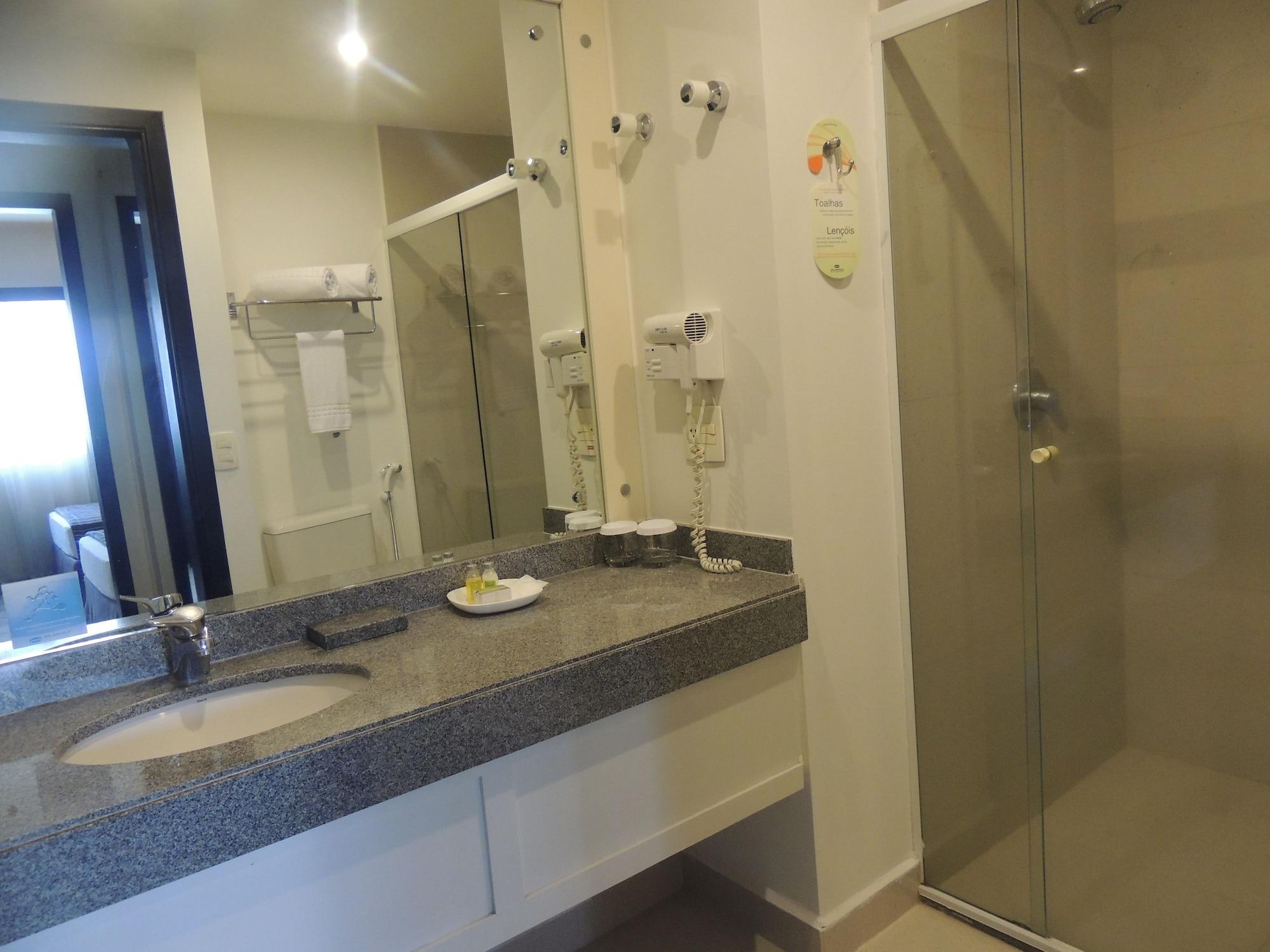Quality Suites Alphaville Баруэри Экстерьер фото