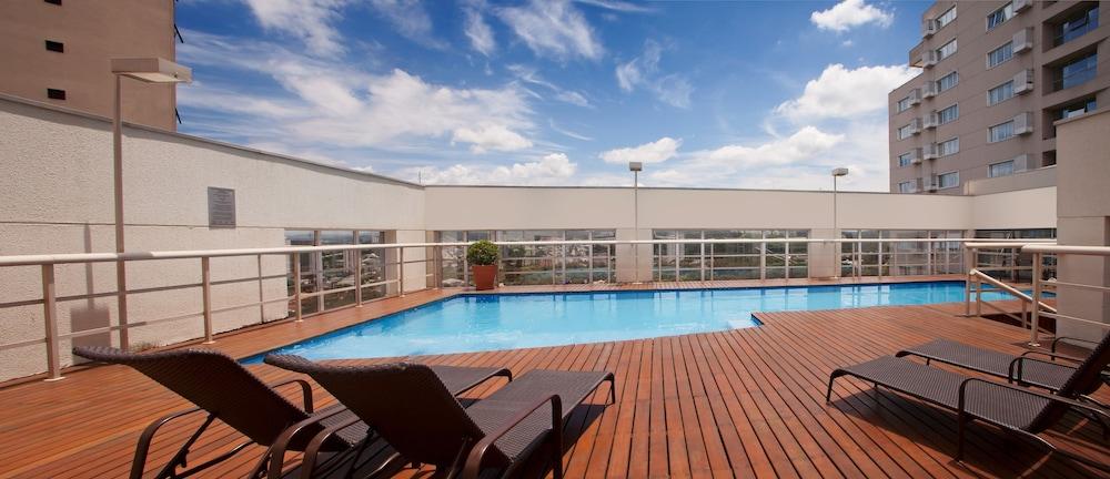 Quality Suites Alphaville Баруэри Экстерьер фото