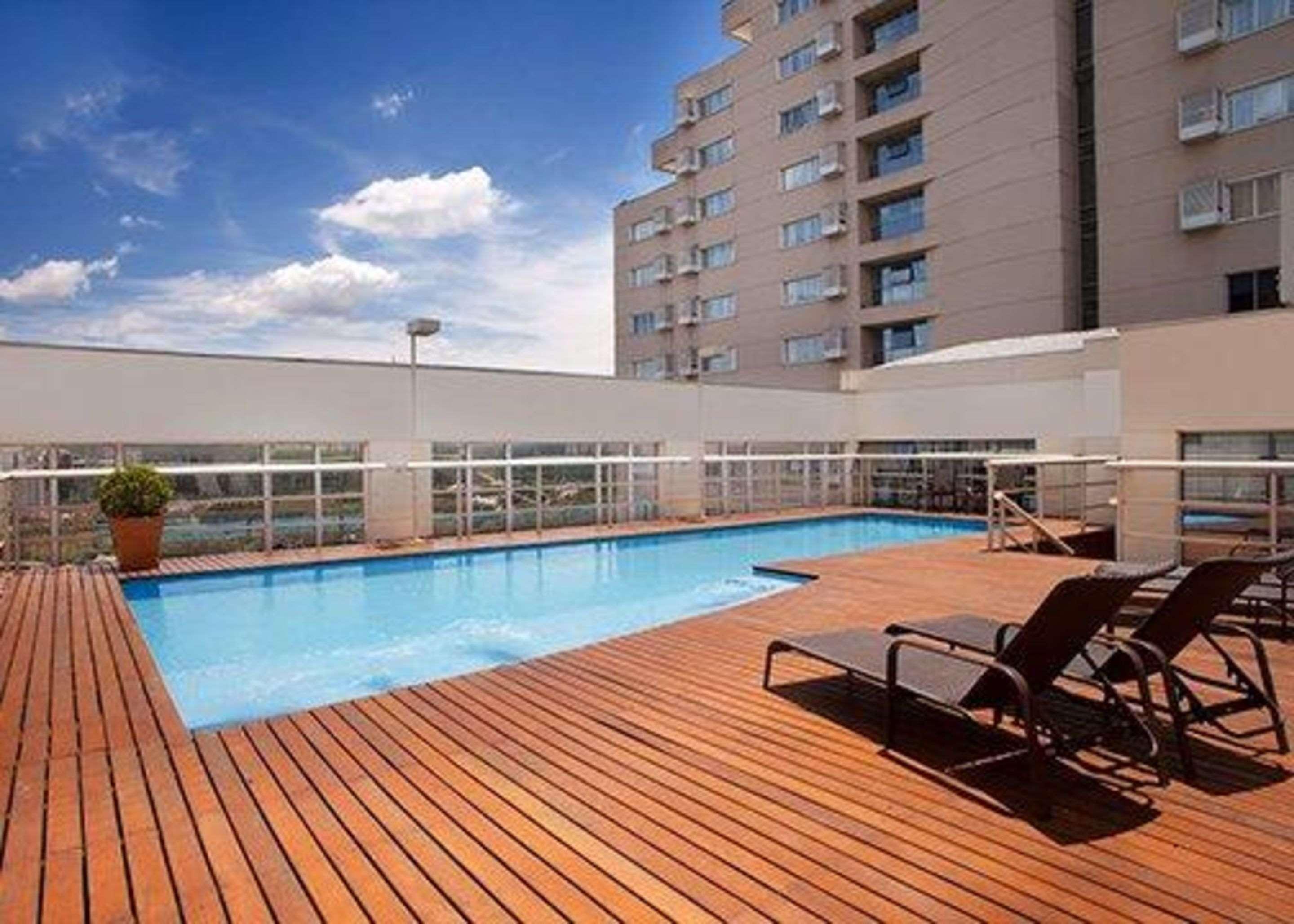 Quality Suites Alphaville Баруэри Экстерьер фото