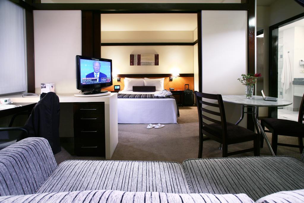 Quality Suites Alphaville Баруэри Экстерьер фото