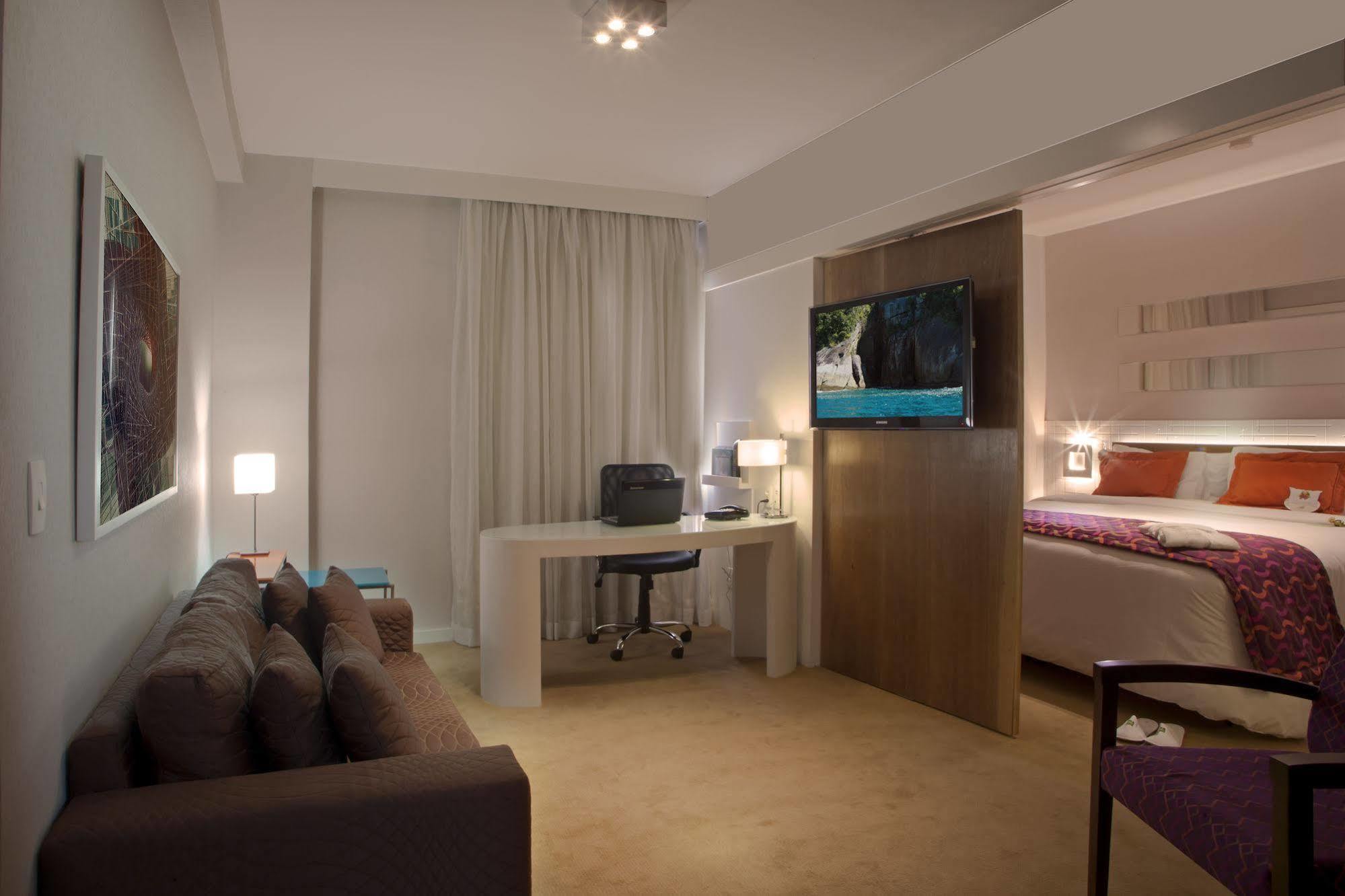 Quality Suites Alphaville Баруэри Номер фото